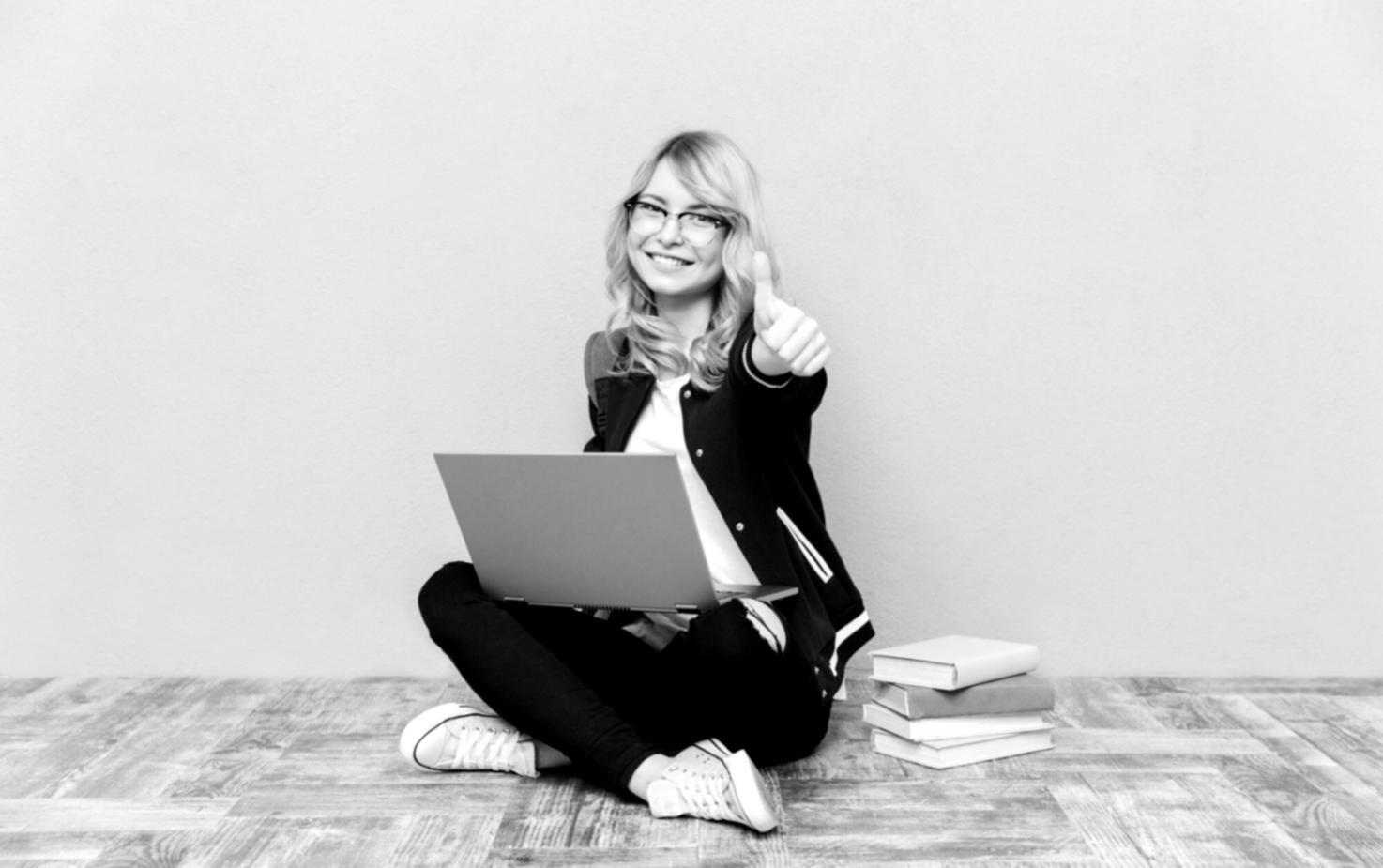 先進的な金融分析技術のイメージ